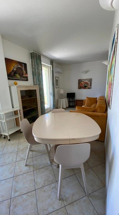 Casa Vacanze Torre Dell Orso Piazza 100M Dal Mare 托里德欧索 外观 照片