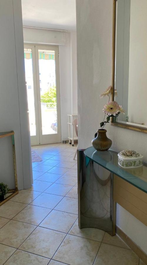 Casa Vacanze Torre Dell Orso Piazza 100M Dal Mare 托里德欧索 外观 照片
