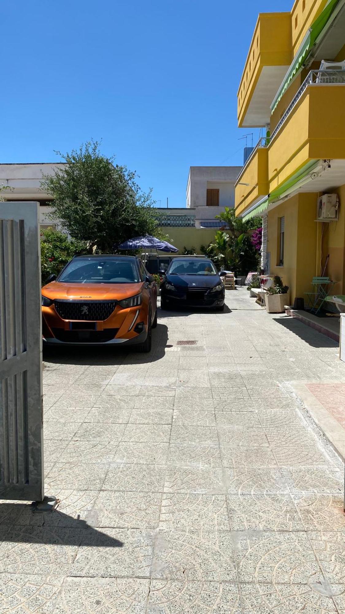 Casa Vacanze Torre Dell Orso Piazza 100M Dal Mare 托里德欧索 外观 照片