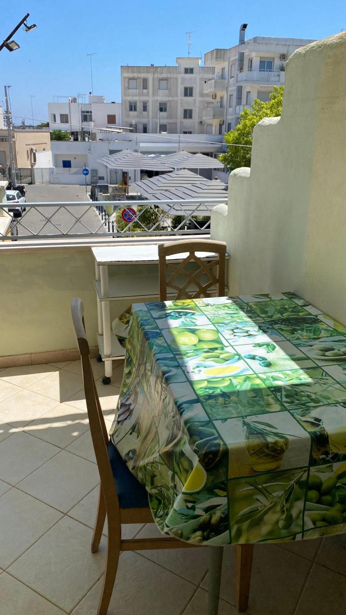 Casa Vacanze Torre Dell Orso Piazza 100M Dal Mare 托里德欧索 外观 照片